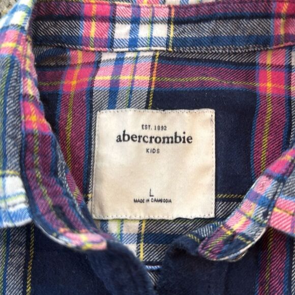 Abercrombie kids girls Navy and Pink Plaid flannel button down Shirt size L - Picture 2 of 8